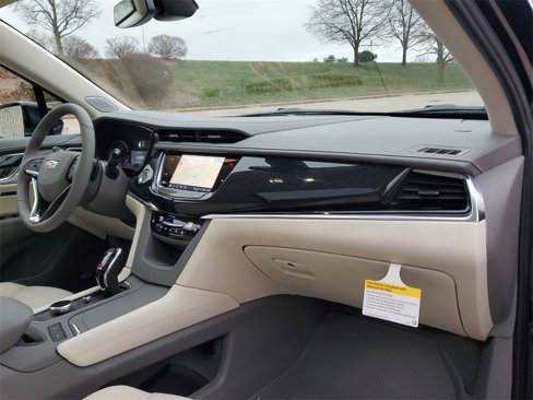 New 2025 Cadillac XT6 Premium Luxury w/ LPO, Floor Liner Package image 30