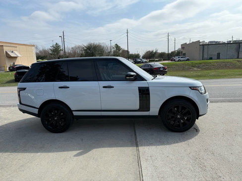 Used 2016 Land Rover Range Rover HSE image 11