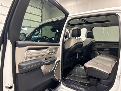 New 2025 RAM 1500 Tungsten image 31