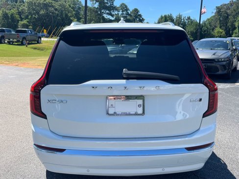 New 2026 Volvo XC90 B6 Plus w/ Protection Package Premier image 4
