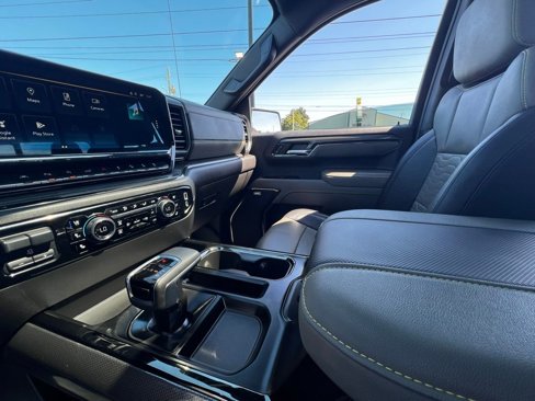 Used 2023 Chevrolet Silverado 1500 ZR2 w/ Technology Package image 60