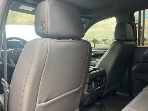 Used 2024 GMC Sierra 1500 AT4 w/ Technology Package image 37