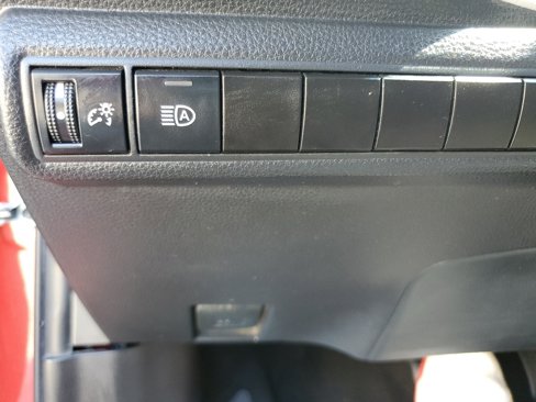 Used 2020 Toyota Corolla SE image 20