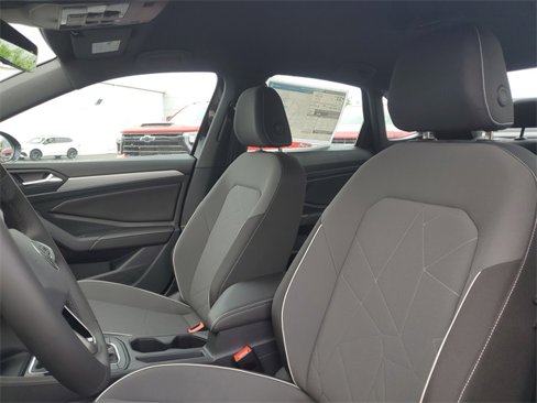 New 2025 Volkswagen Jetta Sport image 10