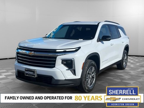 New 2026 Chevrolet Traverse LT image 1