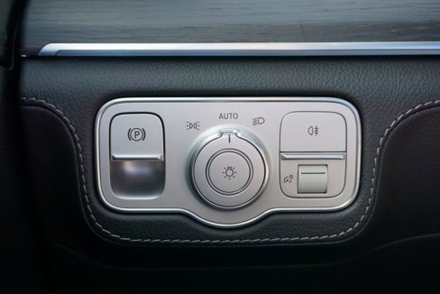 Certified 2025 Mercedes-Benz GLS 450 4MATIC image 33