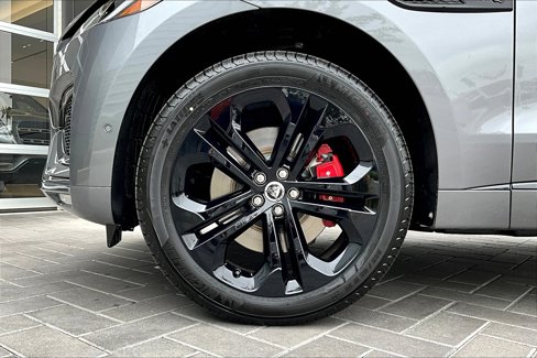 New 2026 Jaguar F-PACE R-Dynamic S image 12