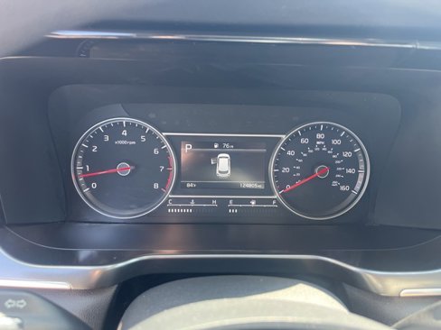Used 2022 Kia Sorento LX image 19