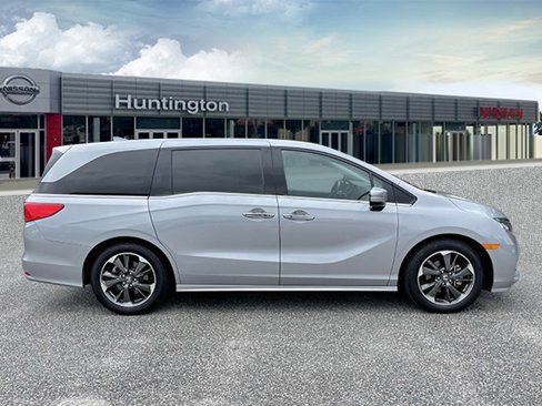 Used 2023 Honda Odyssey Elite image 5