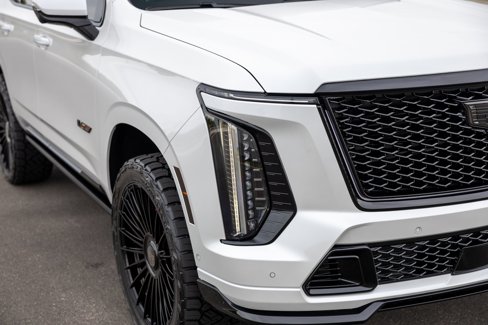 Used 2025 Cadillac Escalade V image 28