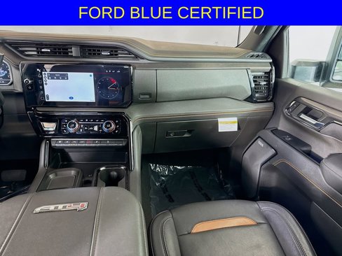 Used 2024 GMC Sierra 2500 AT4 w/ AT4 Premium Plus Package image 25