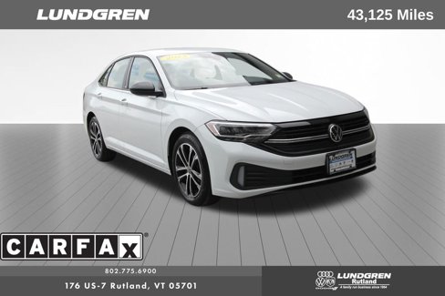 Used 2023 Volkswagen Jetta Sport image 1