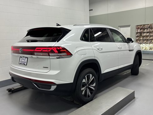 New 2026 Volkswagen Atlas Cross Sport SE image 15