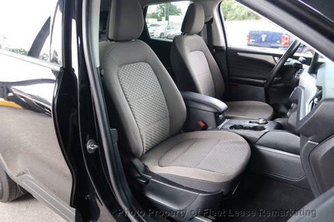 Used 2021 Ford Escape SE image 23