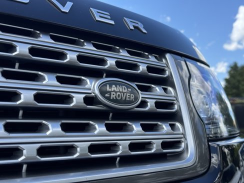 Used 2017 Land Rover Range Rover HSE image 7