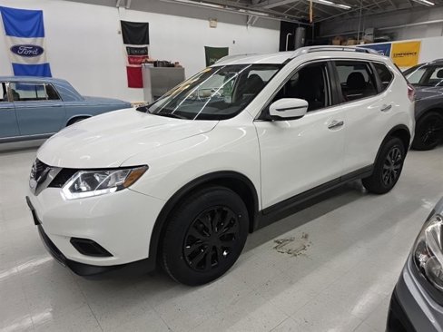 Used 2016 Nissan Rogue S w/ Appearance Package image 3