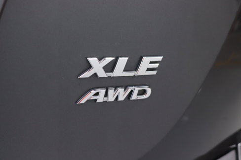 Used 2016 Toyota RAV4 XLE image 63