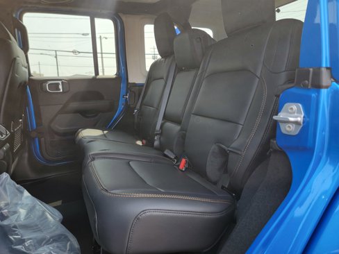New 2025 Jeep Wrangler Sahara image 15