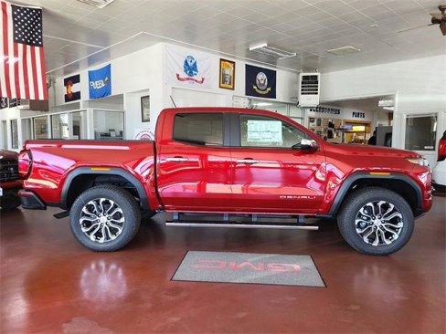 New 2026 GMC Canyon Denali image 2