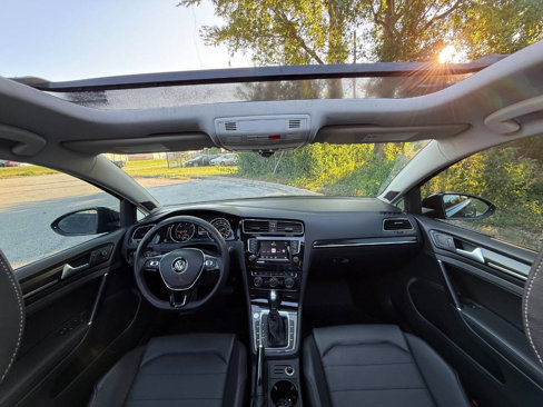 Used 2015 Volkswagen Golf TDI SEL w/ Lighting Package (SEL) image 21