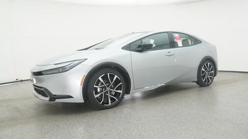 New 2025 Toyota Prius XLE image 6