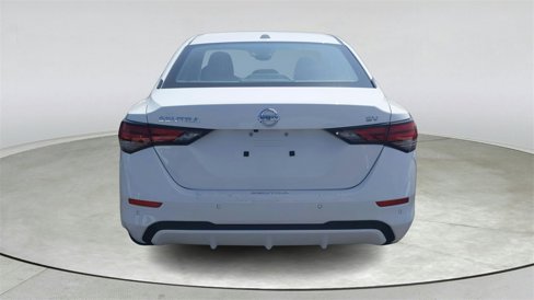 Used 2022 Nissan Sentra SV image 6