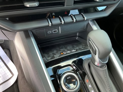 New 2025 Chevrolet Colorado LT w/ LT Convenience Package image 24