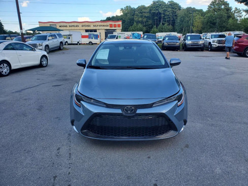 Used 2020 Toyota Corolla LE image 2