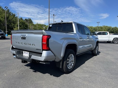 Used 2024 Toyota Tacoma Limited image 4