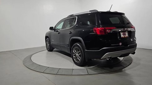 Used 2017 GMC Acadia SLT image 3