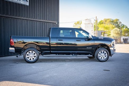 New 2026 RAM 3500 Laramie image 7