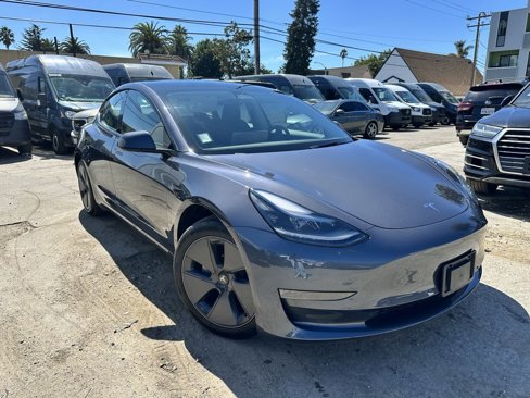 Used 2023 Tesla Model 3 Standard Range image 3