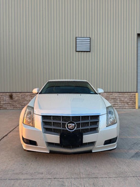 Used 2010 Cadillac CTS Sedan image 2