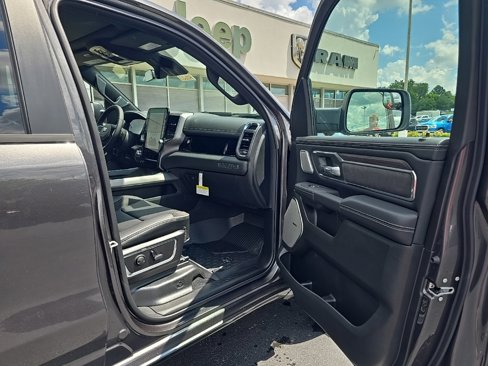 New 2026 RAM 1500 Laramie image 17