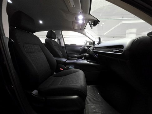 Certified 2023 Honda HR-V LX image 38