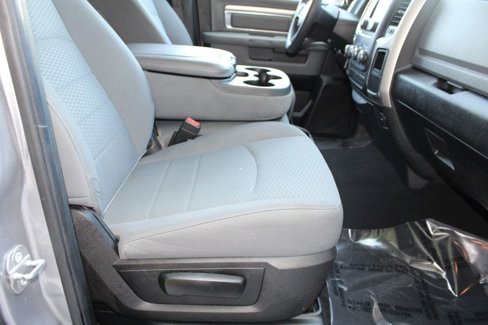 Used 2019 RAM 1500 Classic SLT image 20