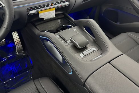 New 2026 Mercedes-Benz GLS 580 4MATIC image 5