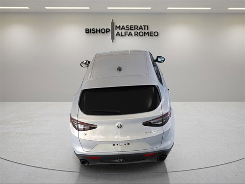 New 2025 Alfa Romeo Stelvio Sprint image 18