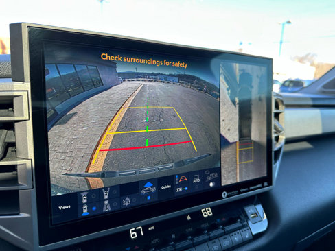 Used 2022 Toyota Tundra Limited image 16