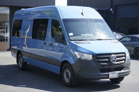 Used 2024 Mercedes-Benz eSprinter 170 Cargo image 6