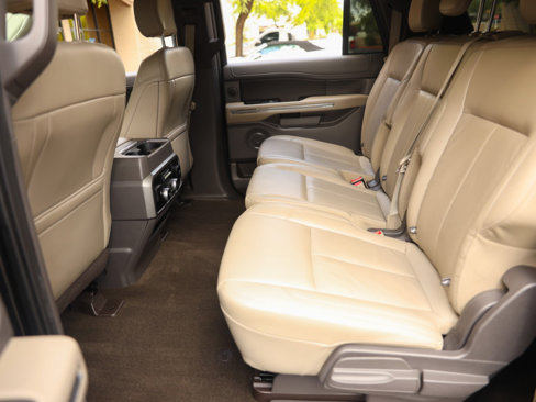 Used 2019 Ford Expedition Max XLT w/ Equipment Group 202A image 13