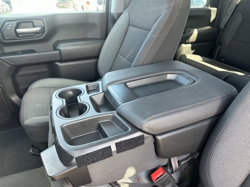 Certified 2023 Chevrolet Silverado 2500 Custom w/ Custom Value Package image 35