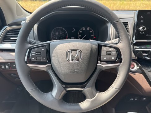 New 2026 Honda Odyssey Touring image 22