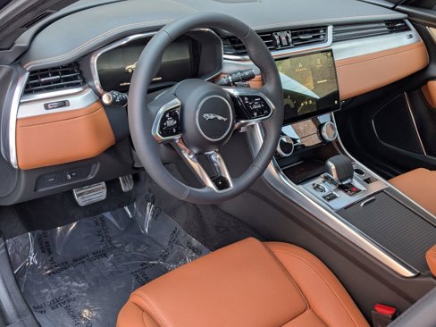 New 2024 Jaguar XF R-Dynamic SE image 3