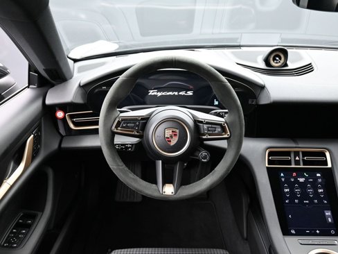 New 2025 Porsche Taycan 4S image 17
