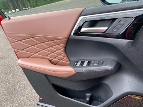 New 2025 Mitsubishi Outlander AWD image 19