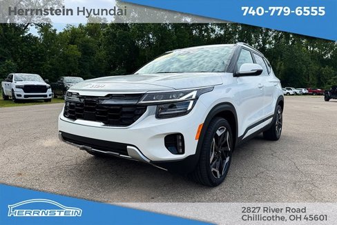 Used 2024 Kia Seltos SX w/ SX Sunroof Package image 3
