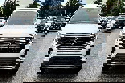 New 2026 Volkswagen Atlas SE image 10