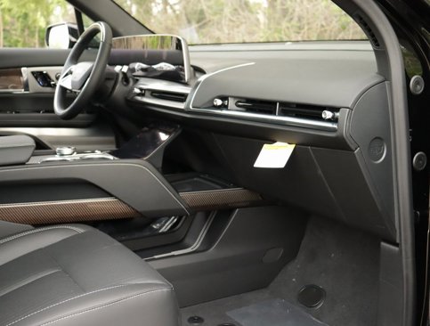 New 2026 Cadillac Vistiq Luxury image 44