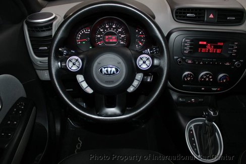 Used 2015 Kia Soul + image 14